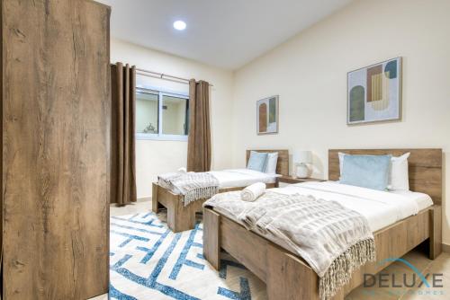 Next to Lake 2BR Apartment Accessible to Metro, Dubai Gate 2, Jumeirah Lake Towers by Deluxe Holiday Homes, Дубай (фото 4)