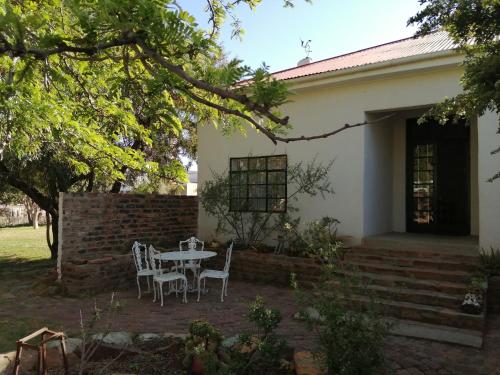 Garden, Aandster in Nieu-Bethesda