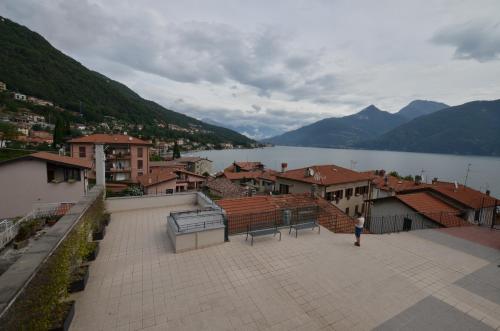 Lake Como View Ulivo 18