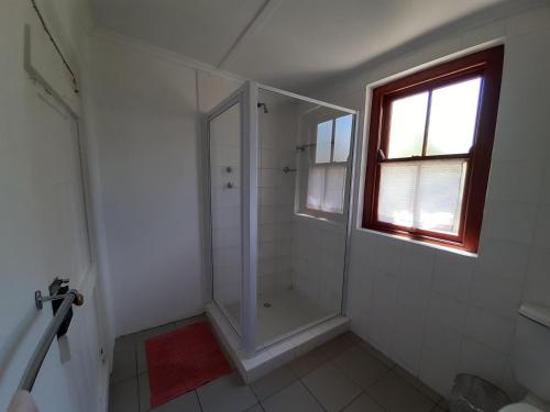 Vannas istaba, The Owlhouse Backpackers in Nieu-Bethesda