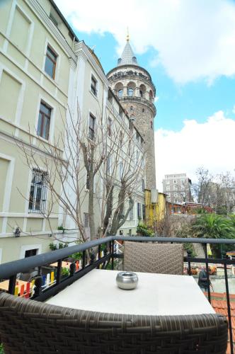 Art Nouveau Galata, Istanbul (photo 4)