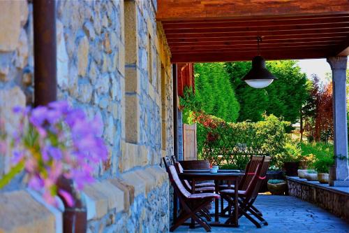 Hotel Rural El Rexacu - 정원
