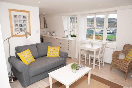 Spectacular views, 1 Bed Central Bath Apartment, Bath