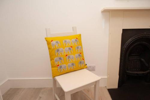 Spectacular views, 1 Bed Central Bath Apartment, Bath (photo 5)