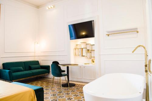 Relais Mazzini, Roma