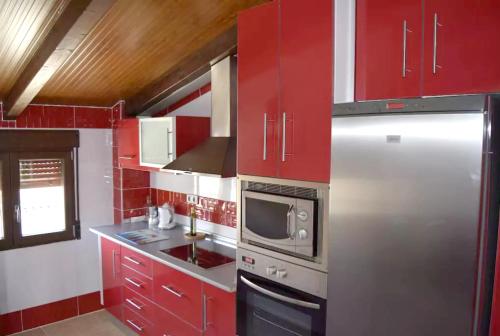 Apartment with 2 bedrooms in Ambroz Granada with wonderful mountain view shared pool terrace 27 km from the slopes - image 3