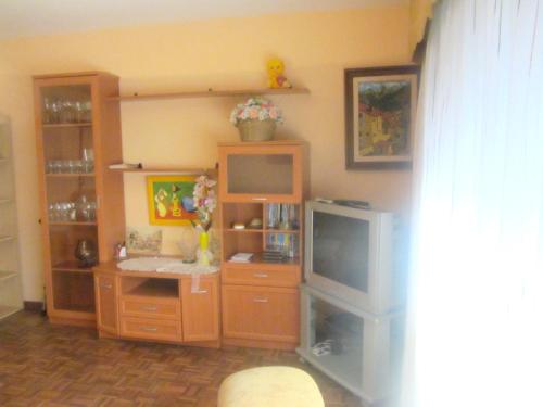  3 bedrooms appartement with sea view and balcony at Cambre 5 km away from the beach in Cambre