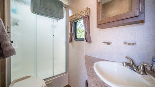Outdoor Experience Glamping Trailer OK36 - image 7
