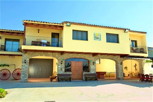  7 bedrooms villa with private pool jacuzzi and furnished terrace at Tornabous in Tornabous