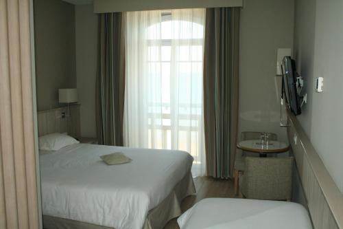 1 twin bed