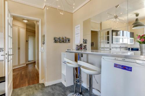 Apartment with 2 bedrooms in Saint Denis with wonderful city view balcony and WiFi - image 5