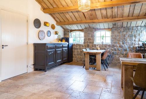 Brabantse Hoeve in ไบเทนเคอบีดโฟลเกล