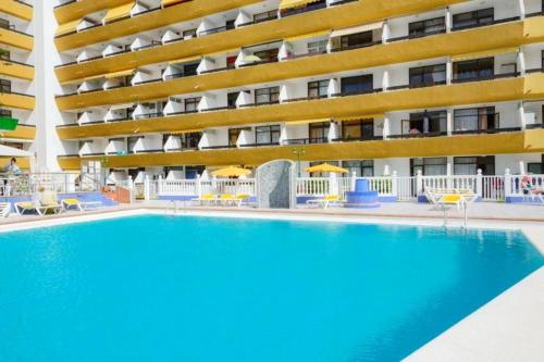 Apartment with 2 bedrooms in Maspalomas with shared pool furnished terrace and WiFi 100 m from the beach - image 10