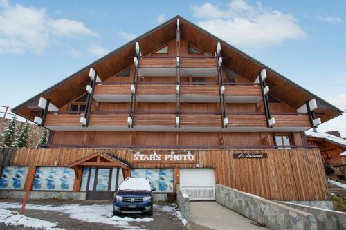 Apartment with 4 bedrooms in Alpes d'huez with wonderful mountain view furnished balcony and WiFi - image 10