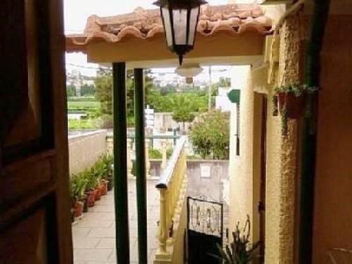 House with 2 bedrooms in Alfena with wonderful city view furnished terrace and WiFi 7 km from the beach - image 2