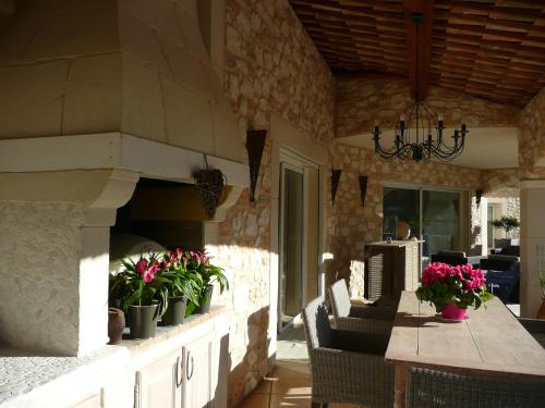 مدخل, Les Pitounus in Les Arcs