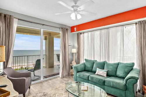 Ocean Front Top Floor corner Penthouse condo in Surf Club will sleep up to 6 in Palm Coast, USA