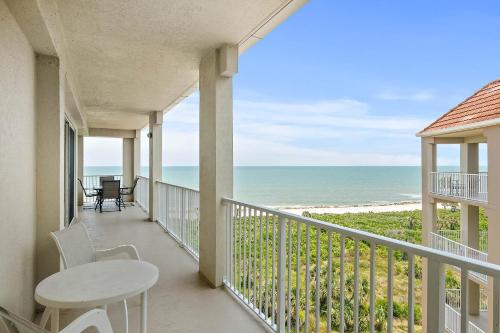 Ocean Front Top Floor corner Penthouse condo in Surf Club will sleep up to 6 in Daytona Beach Városközpont
