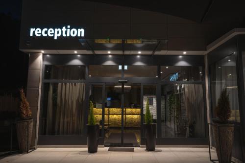 My Home Hotel - Free Parking - image 2