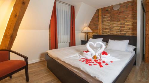 Swiss Inn & Apartments - image 11