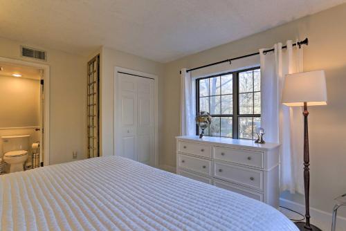 Elegant Condo Less Than 1 Mi to Big Boulder Mountain! - image 3