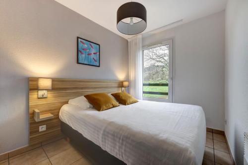 1 double bed, 1 sofa bed