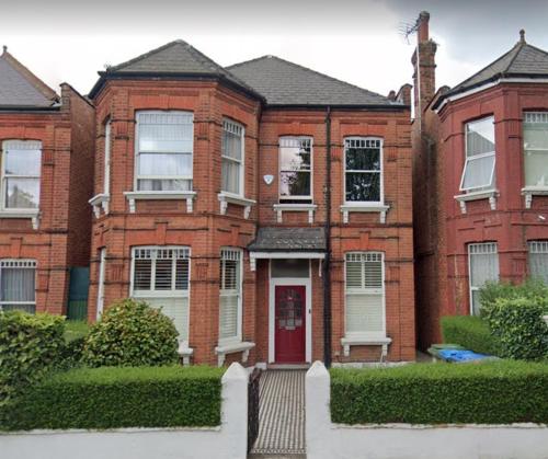 Anson Flat, Cricklewood, London