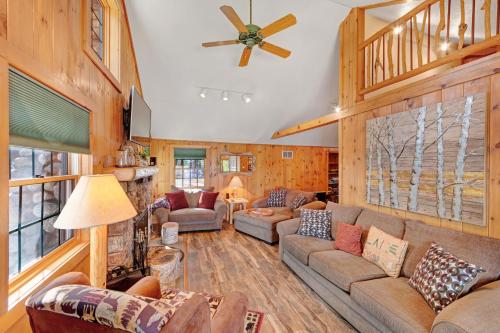 Stone Lake View - Main House in Manitowish Waters, USA