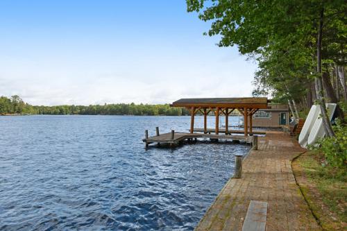 Stone Lake View - Main House