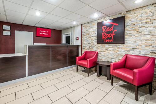 Red Roof Inn & Suites Wapakoneta - main image