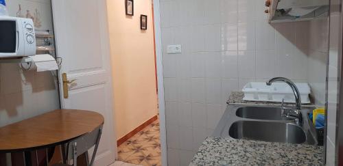 Konyha, Piso romantico y espacioso in Tremp