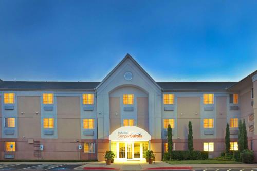 Sonesta Simply Suites Dallas Galleria in Dallas, USA