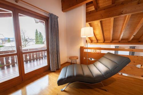 Alpen Chalet - image 9