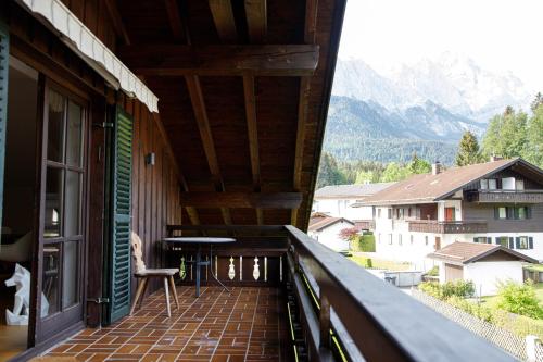 Dachgeschoss Wohnung Akelei am Fuße der Zugspitze