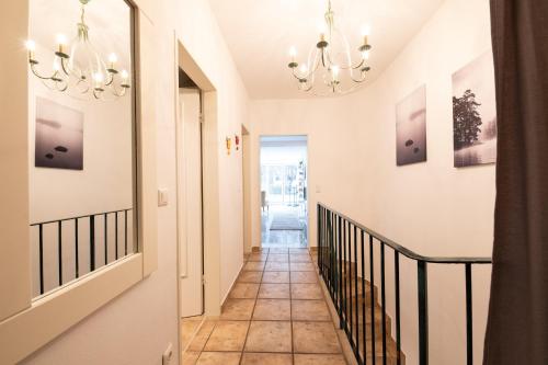 Romantik 75m von Kellerackerstraße entfernt