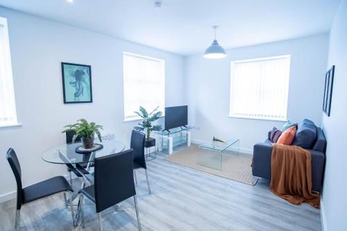 Luxury Apartments Available Next to Train Station - The Wallgate Apartments Wigan - Free Parking in Wigan