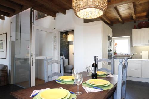 Létesítmények, Mira Guincho house with sea view and garden, Cascais in Malveira da Serra