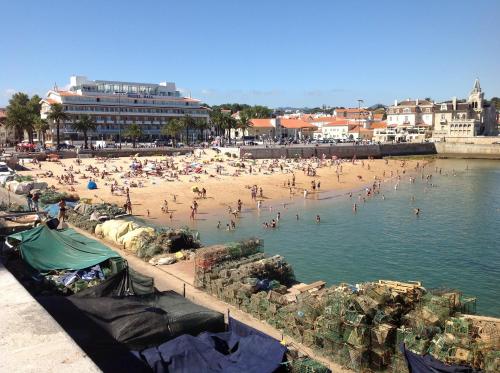 Relaxing apartment in the heart of Cascais - image 9