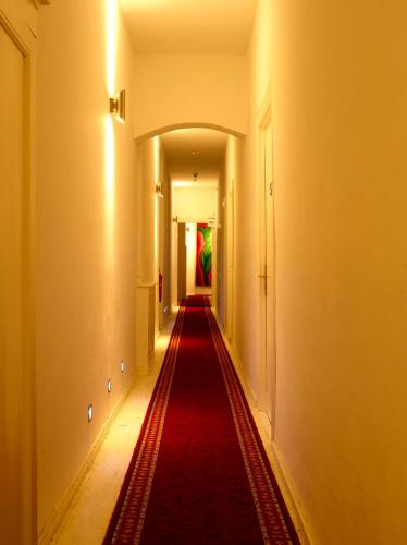 Hotel Garni Kleist am Kurfürstendamm - image 8