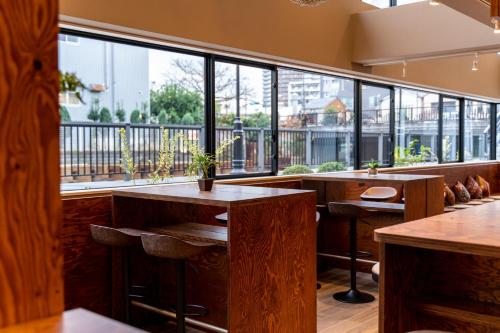 Bar/lounge, Wise Owl Hostels River Tokyo in Tokyo