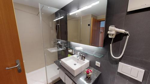 ห้องน้ำ, โรงแรมพิลาทัส-คูล์ม (Hotel Pilatus-Kulm) in ครีนส์