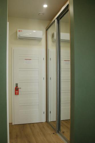 Dream Hotel - image 8