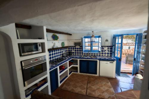 Konyha, Townhouse Sleeps 6 with Private Pool in Gaucin