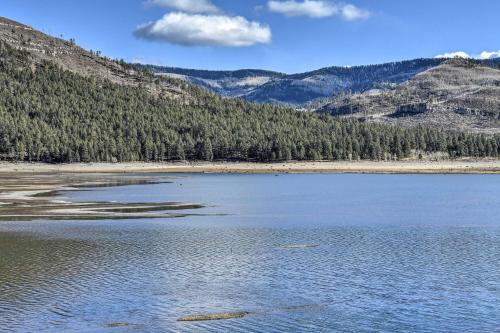 Peaceful Bayfield Cabin with View Fish and Hike! in Vallecito, USA