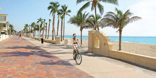 The Marlin Beachside - image 10