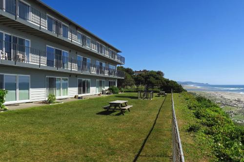 Ocean Terrace Condominiums Lincoln City