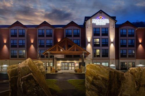 Microtel Inn & Suites by Wyndham Mont Tremblant