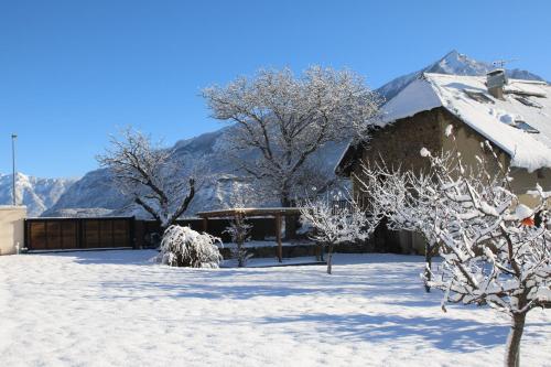 Chambres d'hôtes Les Peschiers - Accommodation - Chateauroux-les-Alpes