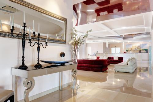 Grand Hotel Sofia, Noto (foto 9)