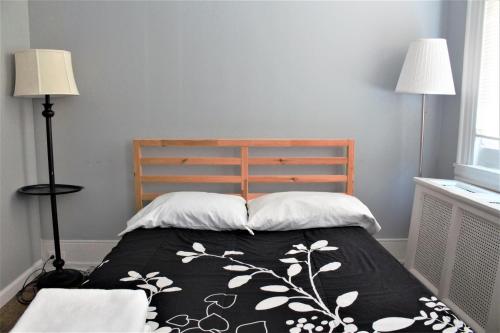 Clover 2900 - Apartment and Rooms with Private Bathroom near Washington Ave South Philly, Philadelphia (foto 4)